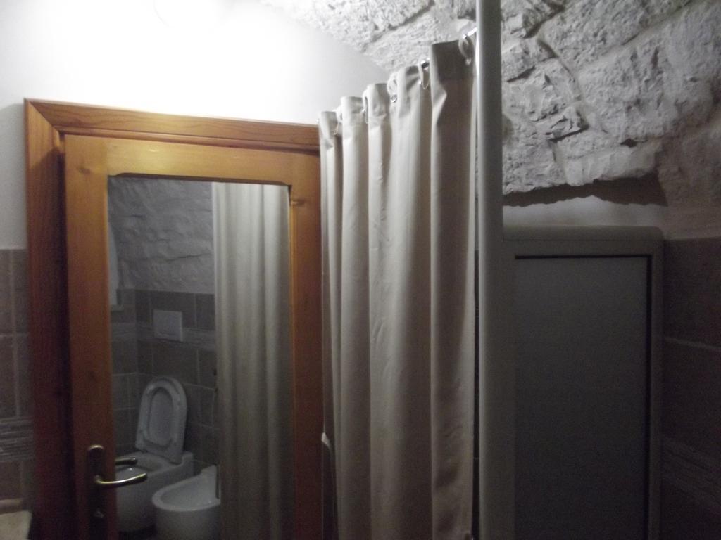Trulli Manuela Villa โลโกโรตอนโด ภายนอก รูปภาพ