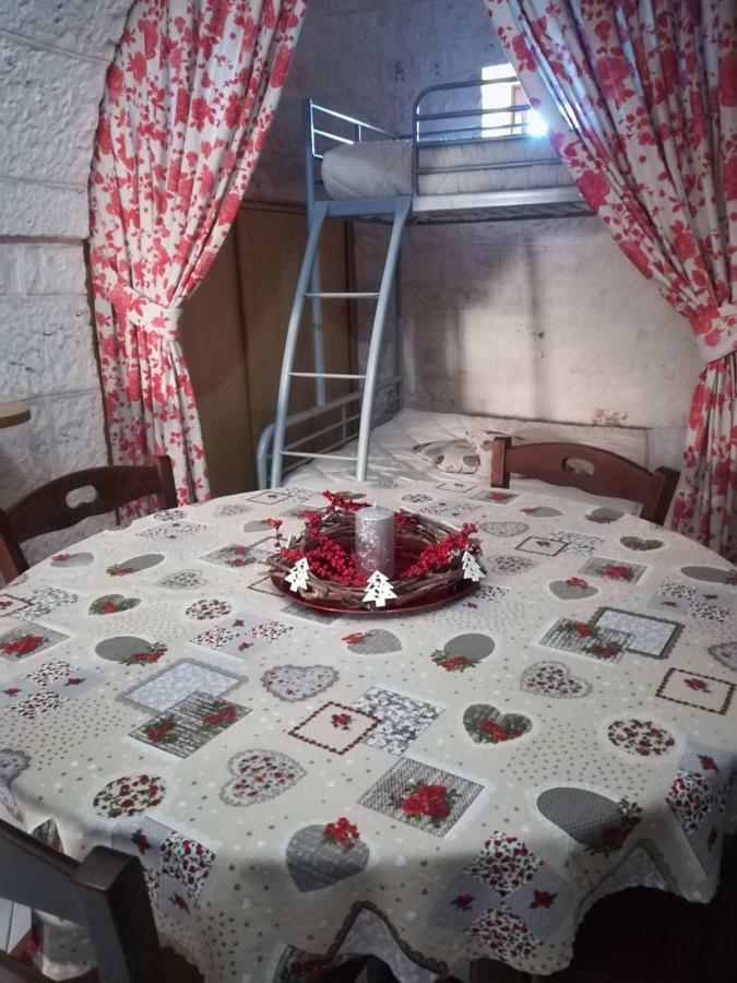 Trulli Manuela Villa โลโกโรตอนโด ภายนอก รูปภาพ